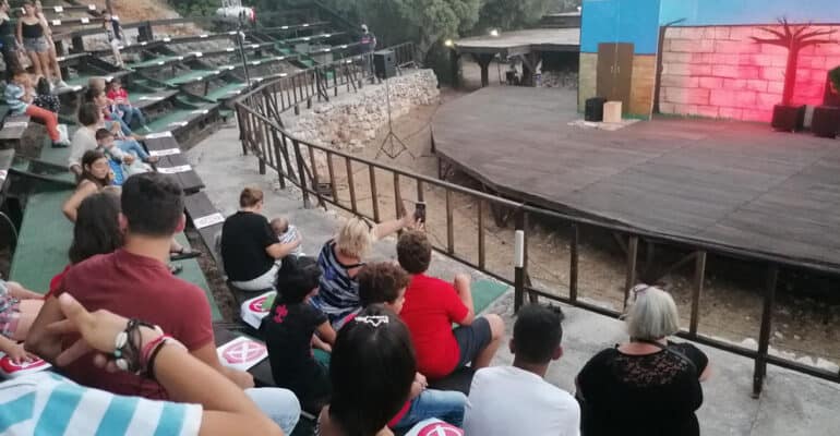 Metadrasi - metadrasi samos shelter theater 1