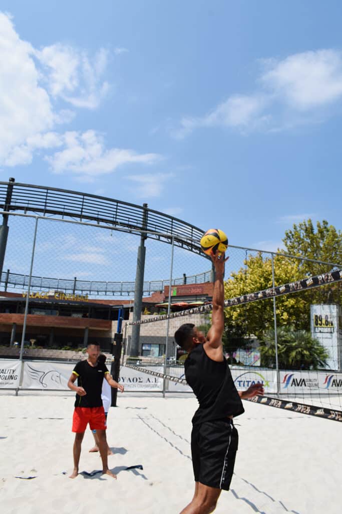 Metadrasi - This summer, unaccompanied minors play beach volley! 4 Metadrasi - DSC 0236 1