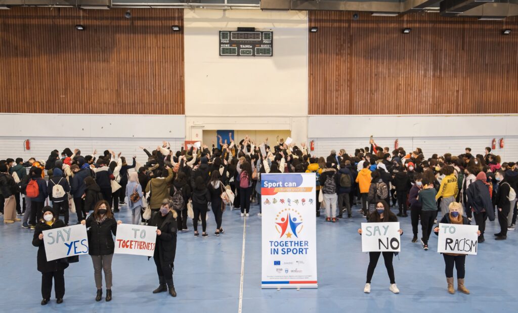 Metadrasi - TOGETHER IN SPORT – MARCH-APRIL 2022 2 Metadrasi - Together in Sport ARIS
