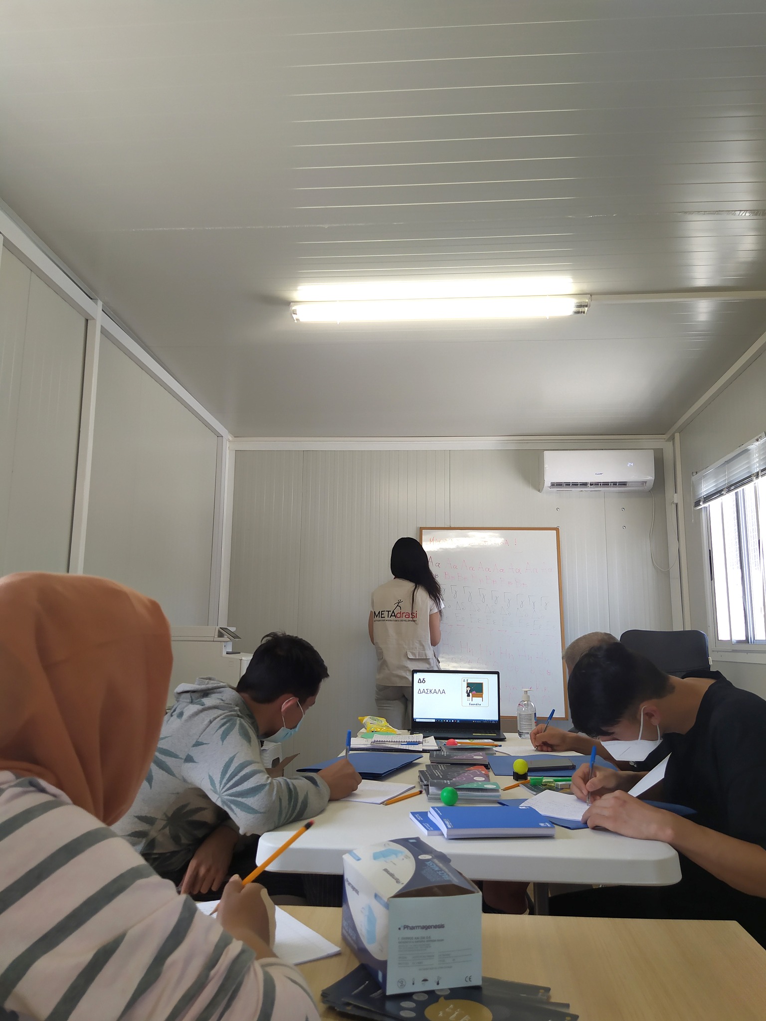 Metadrasi - Greek language courses for the adult residents in the refugee camp of Kos have started 2 Metadrasi - METAdrasi Kos education 1