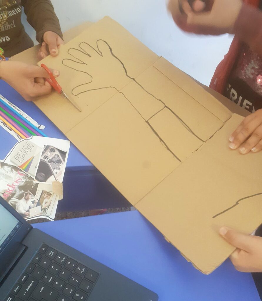 Metadrasi - Our young students of the Homework and Creative Activities Centre are the stars of robotics! 4 Metadrasi - METAdrasi STEAM 2