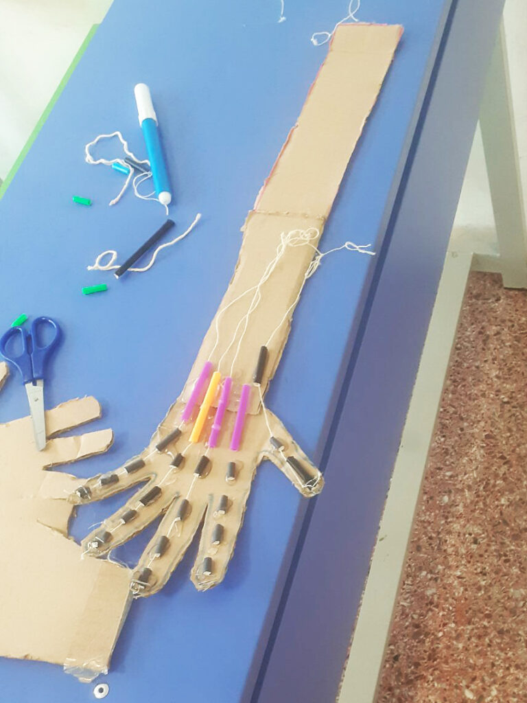 Metadrasi - Our young students of the Homework and Creative Activities Centre are the stars of robotics! 5 Metadrasi - METAdrasi STEAM 4
