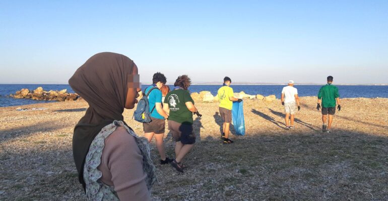 Metadrasi - METAdrasi chios shelter beach cleaning 1