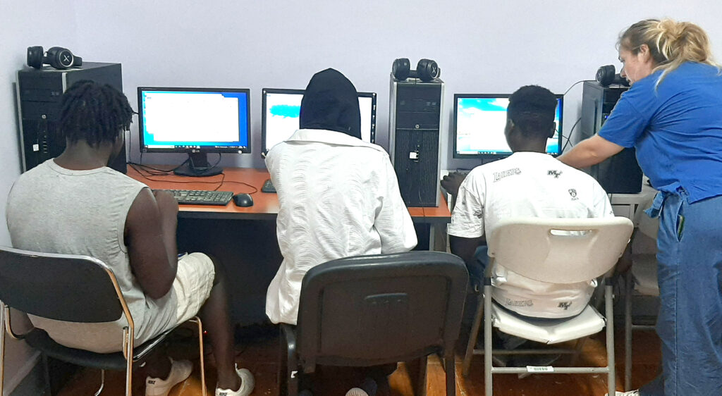 Computer courses for our young students in Lesvos and Athens...