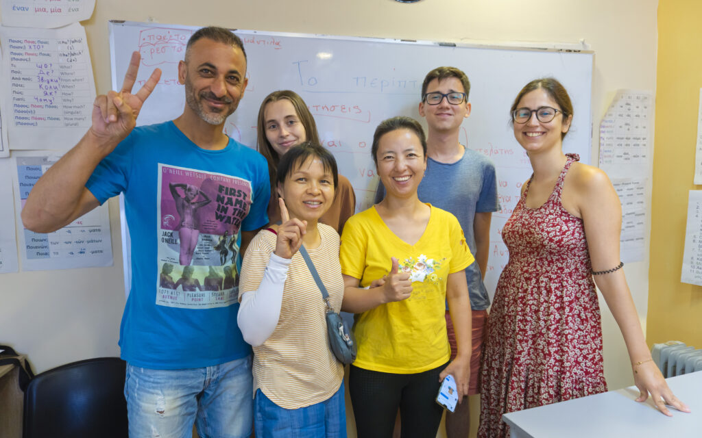 Metadrasi - METAdrasi's School: refugees and migrants study Greek to pave the way for a new beginning 2 Metadrasi - METAdrasi school 1