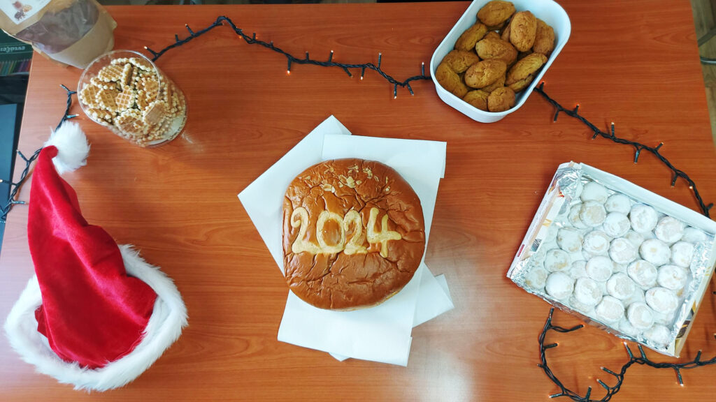 Metadrasi - Our students celebrated the arrival of the New Year 3 Metadrasi - Image 1