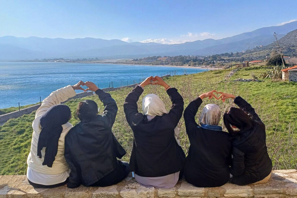 An inspiring stroll in history for the unaccompanied girls in Samos...