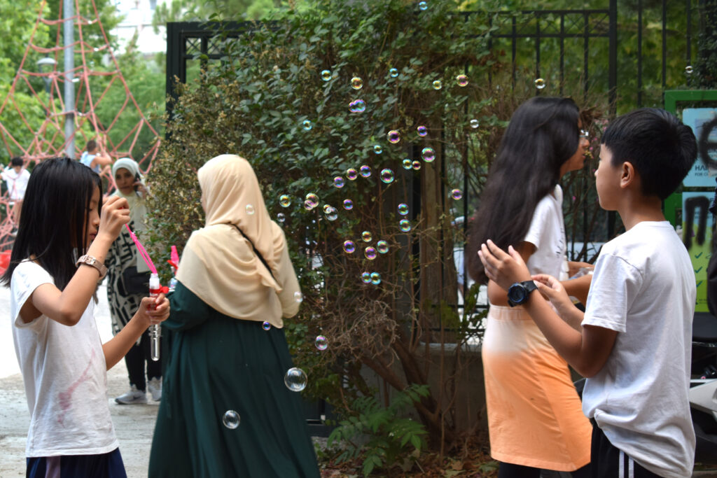 Metadrasi - Our students celebrate with a unique party the end of the school year 6 Metadrasi - METAdrasi Edu 12