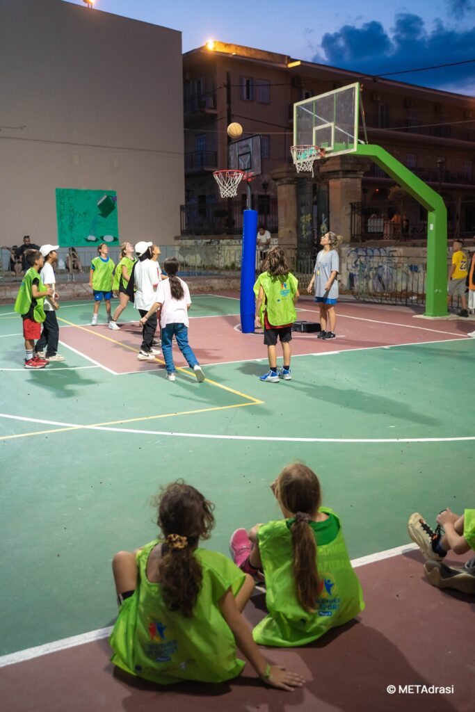 Metadrasi - Together in Sport – Phase II: One world, one ball! 3 Metadrasi - METArasi One world 3