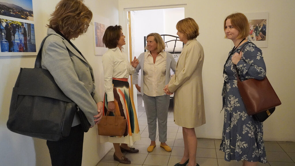 Metadrasi - Ms. Büdenbender visits METAdrasi's Dormitory 5 Metadrasi - METAdrasi Ms Budenbender visit 3