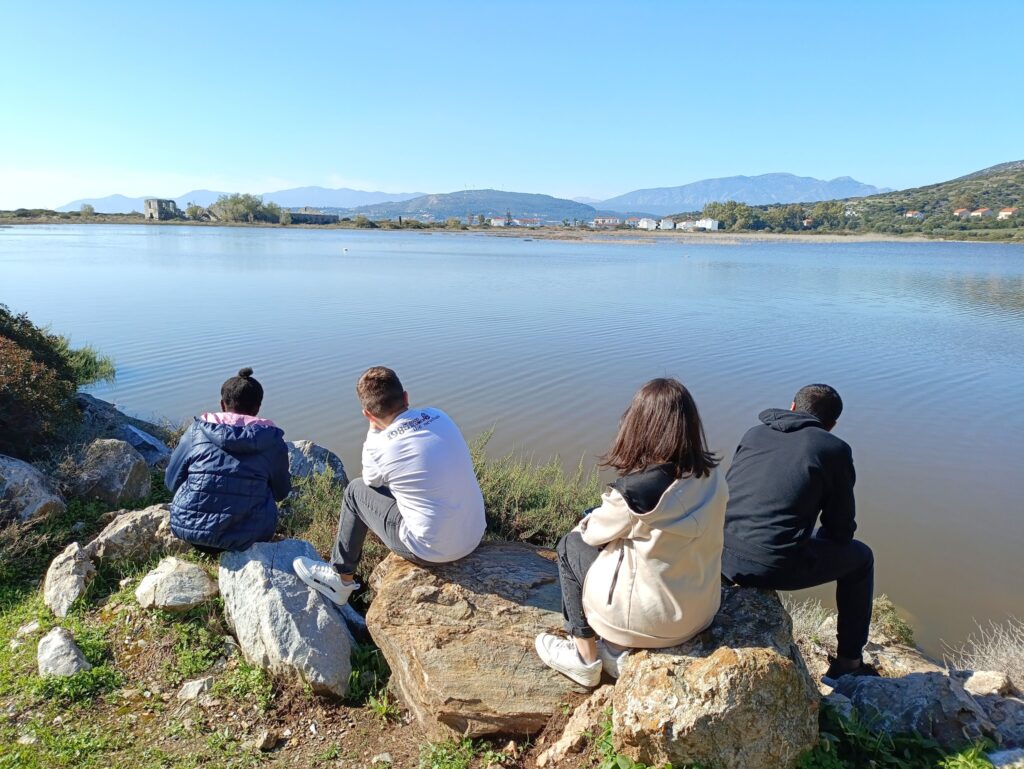 Metadrasi - Unaccompanied children of our accommodation facility in Samos admire the flamingos 3 Metadrasi - METAdrasi Samos shelter 4