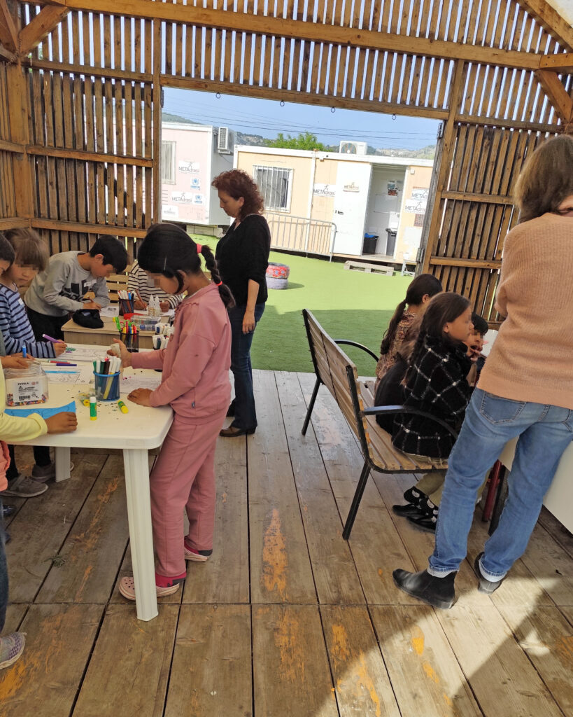 Metadrasi - When volunteers offer beautiful moments to our students in VIAL, Chios 4 Metadrasi - METAdrasi edu Chios 6